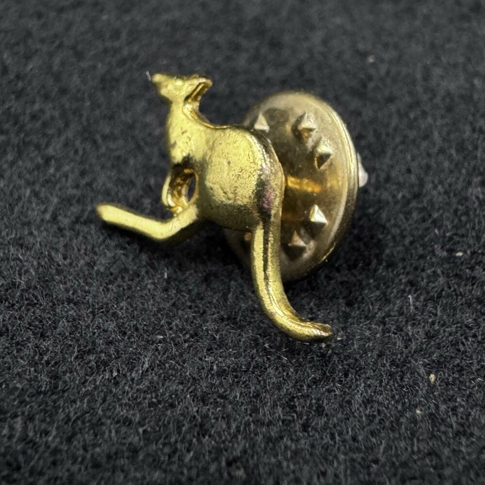 Vintage Gold Tone Kangaroo Pin Back Lapel Pin Australia